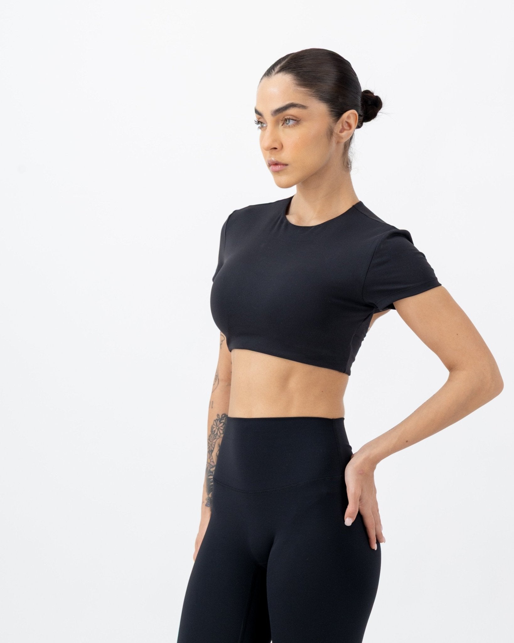 Eclipse Top | Onyx Black – women’s activewear by NAVA