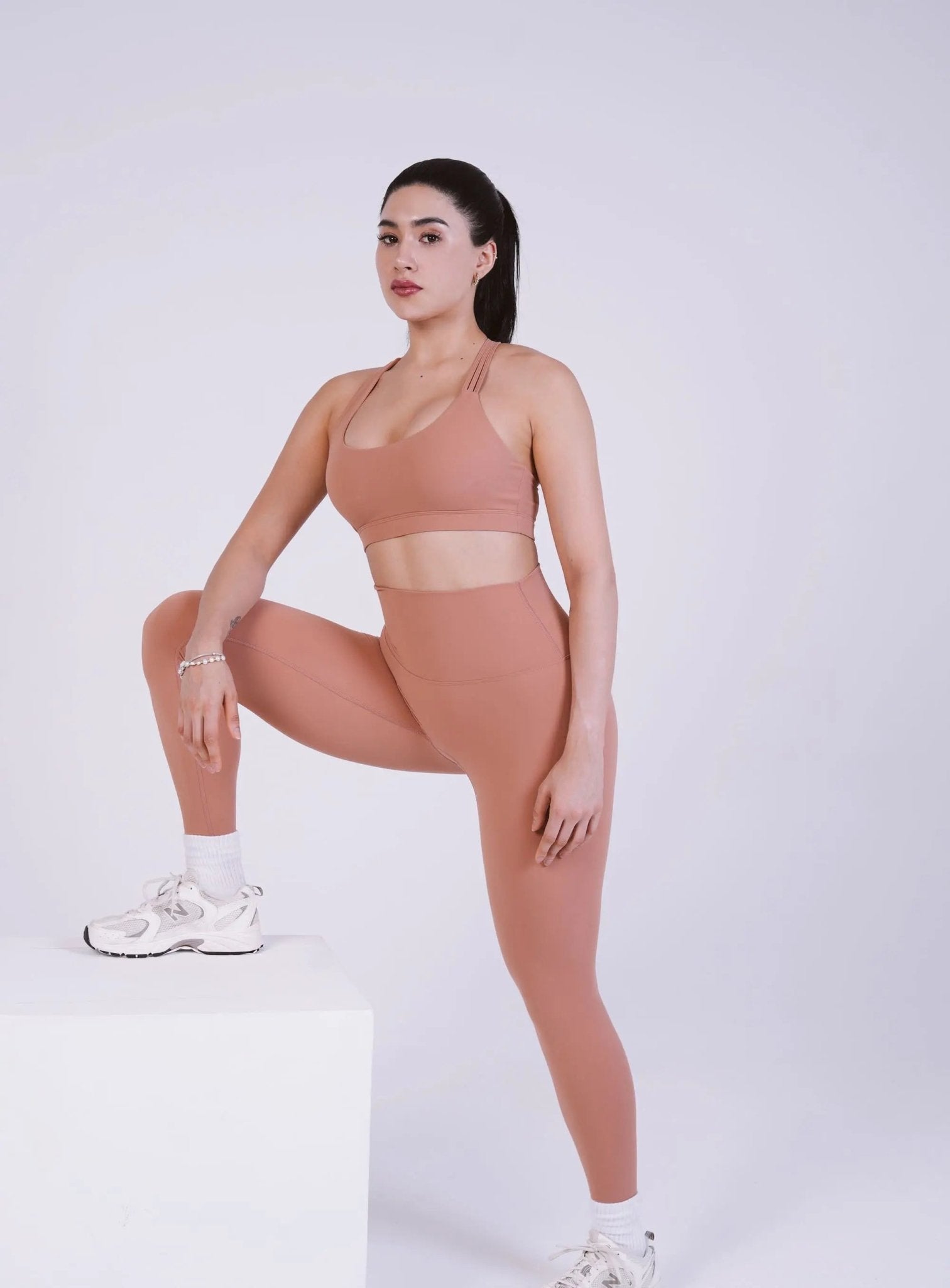 Flow High - Rise Leggings – Peach Moonstone – women’s activewear by NAVA