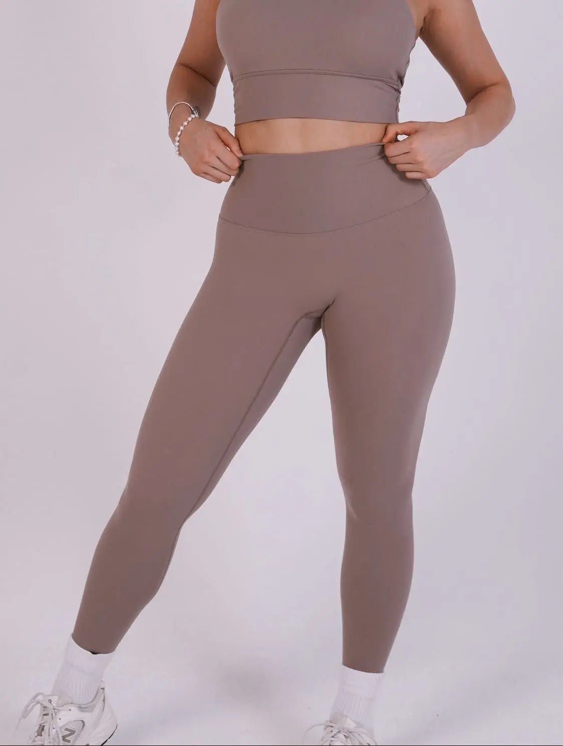 Flow High - Rise Leggings – Sandstone – women’s activewear by NAVA