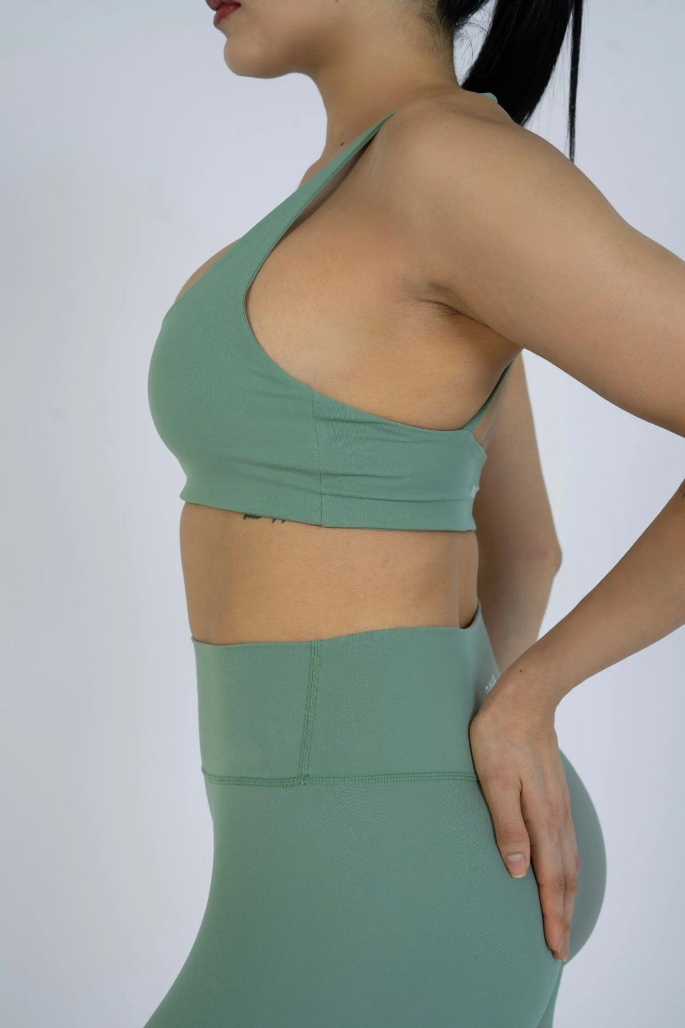 Horizon Bra – Jade – women’s activewear by NAVA