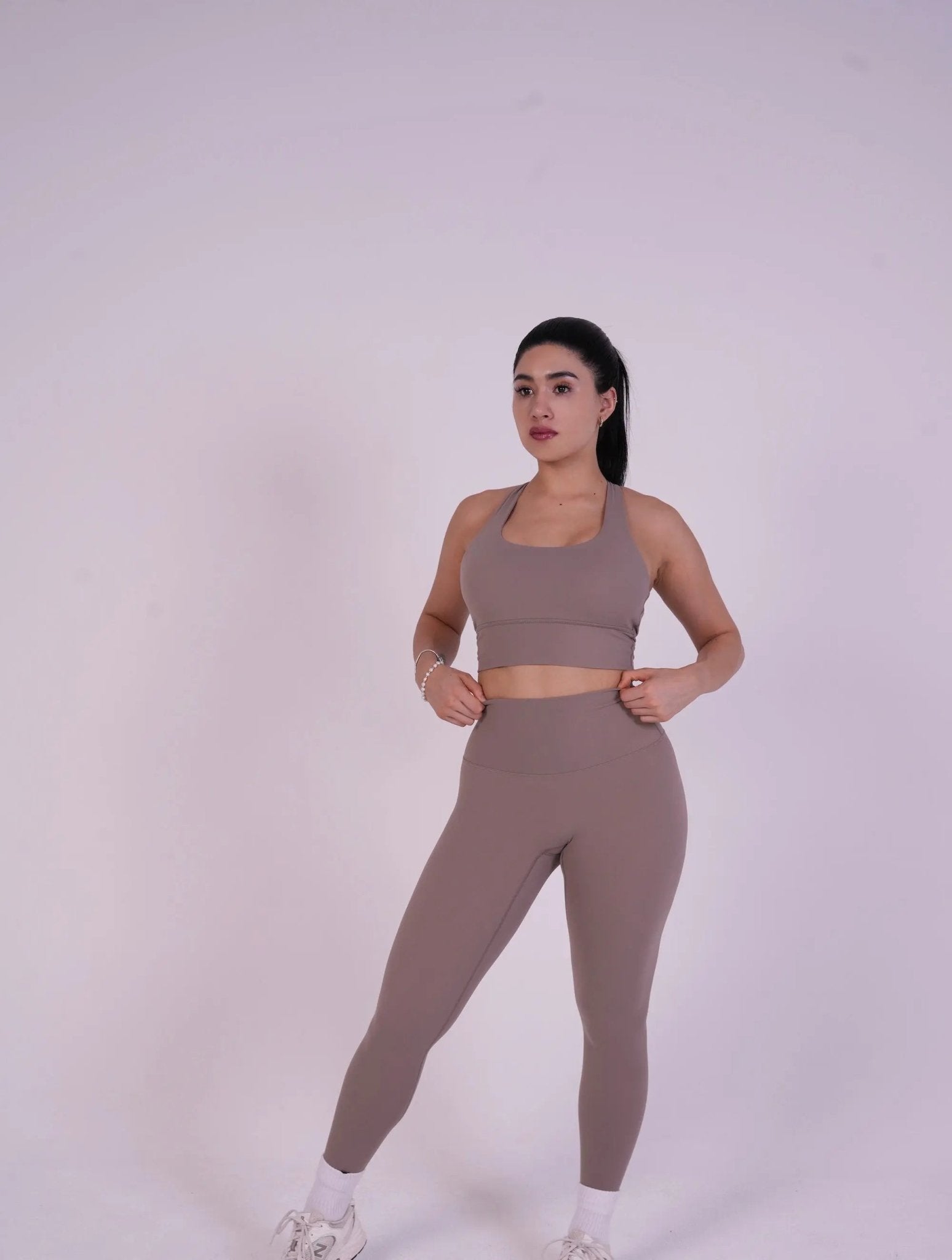 Solice Yoga Bra - Sandstone – women’s activewear by NAVA